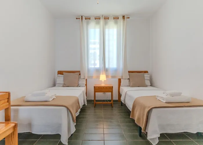 Apartman Go2tenerife Sira Family, Pool &