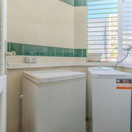 Go2tenerife Sira Family, Pool & * 플라야데라스아메리카스